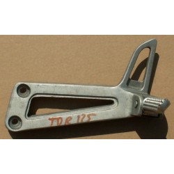 Repose pied passager Yamaha 125 TDR 1993-2002