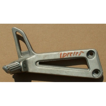 Repose pied passager droit Yamaha 125 TDR 1993-2002