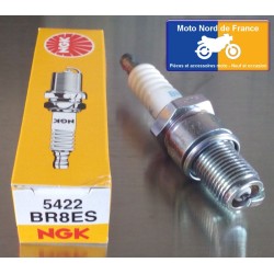 Bougie NGK type BR8ES pour Moto Guzzi 750 Breva 1994-2003