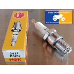 Bougie NGK type B8ES pour Yamaha 125 DTMX 1977-1981