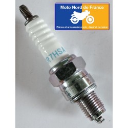 Bougie NGK type CR7HSA pour Yamaha XVS 125 Dragstar 2000-2004