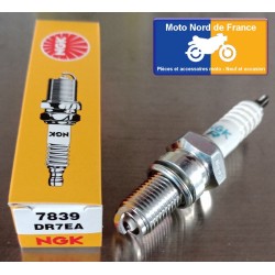 Bougie d'allumage NGK type DR7EA (7839)