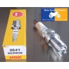 Lot de 2 bougies d'allumage NGK type DCPR9E