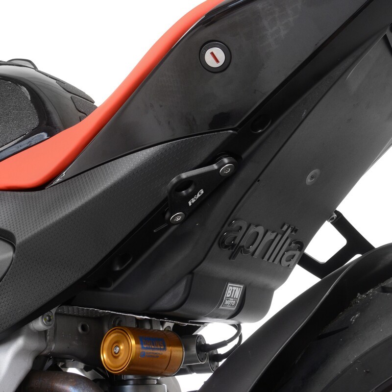 Piastre di ancoraggio R&G per Aprilia 1100 RSV4 2021-2024 Piastre di ancoraggio R&G per Aprilia 1100 RSV4 2021-2024