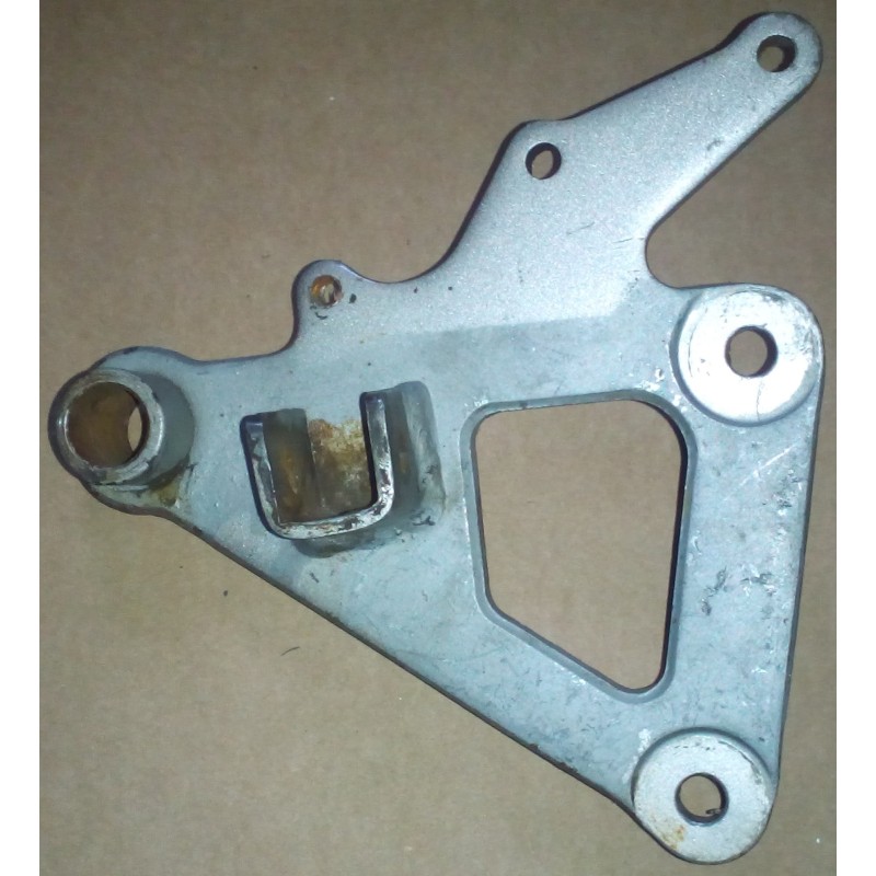 Platine repose pied Suzuki 500 GS 1989-2002